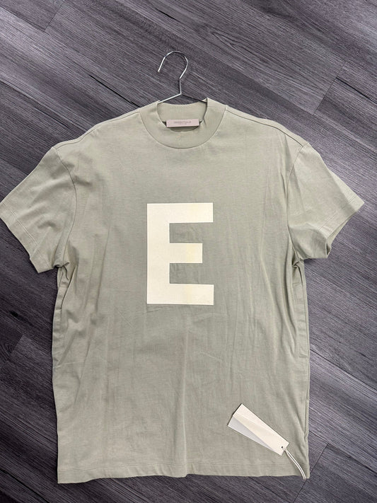 Essentials Tee "Oversized E"