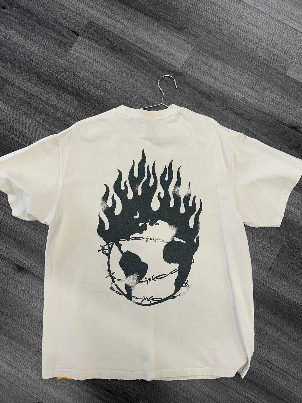Gallery Dept. Tee "Illadox Cream"