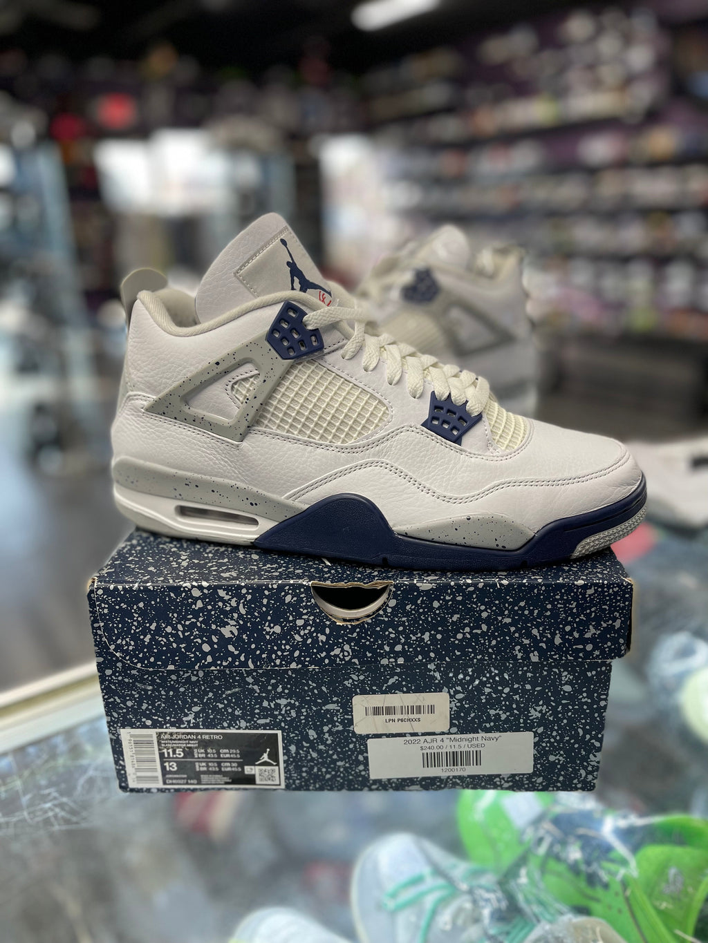 2022 Air Jordan Retro  4 "Midnight Navy"