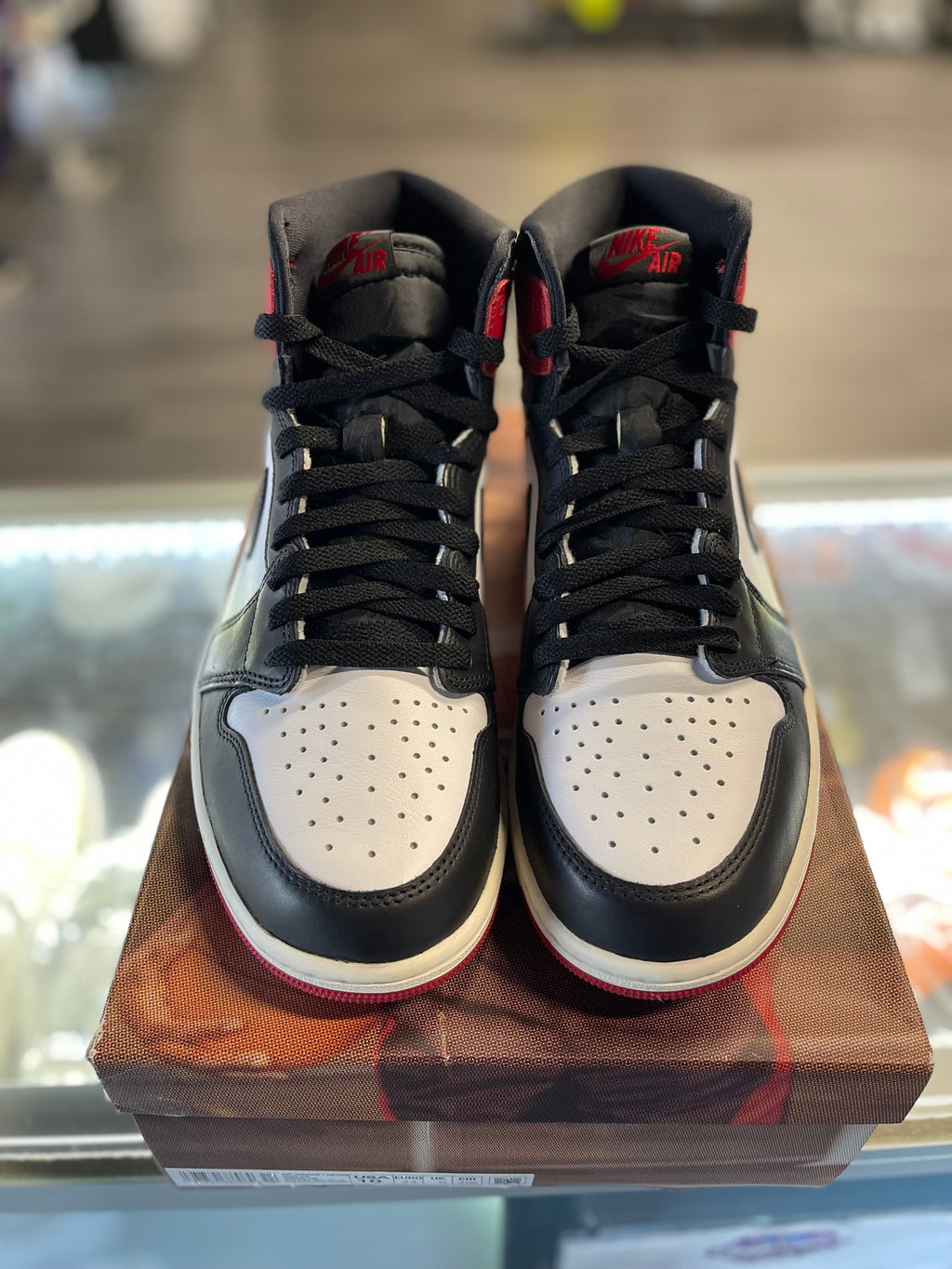 2025 Air Jordan Retro 1 High OG "Black Toe Reimagined"