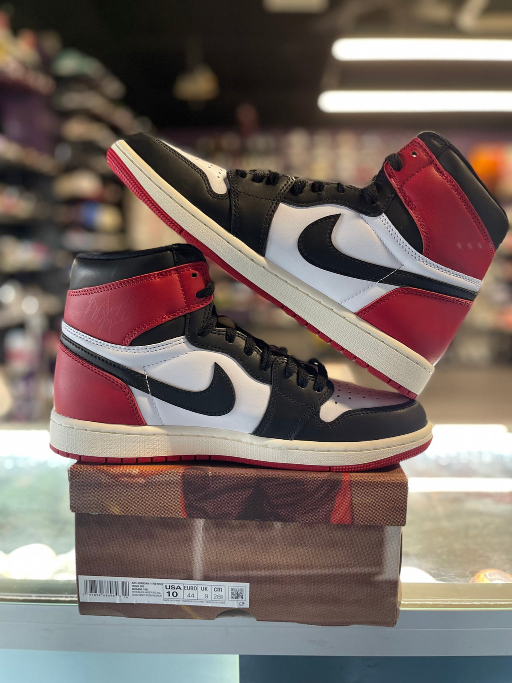 2025 Air Jordan Retro 1 High OG "Black Toe Reimagined"