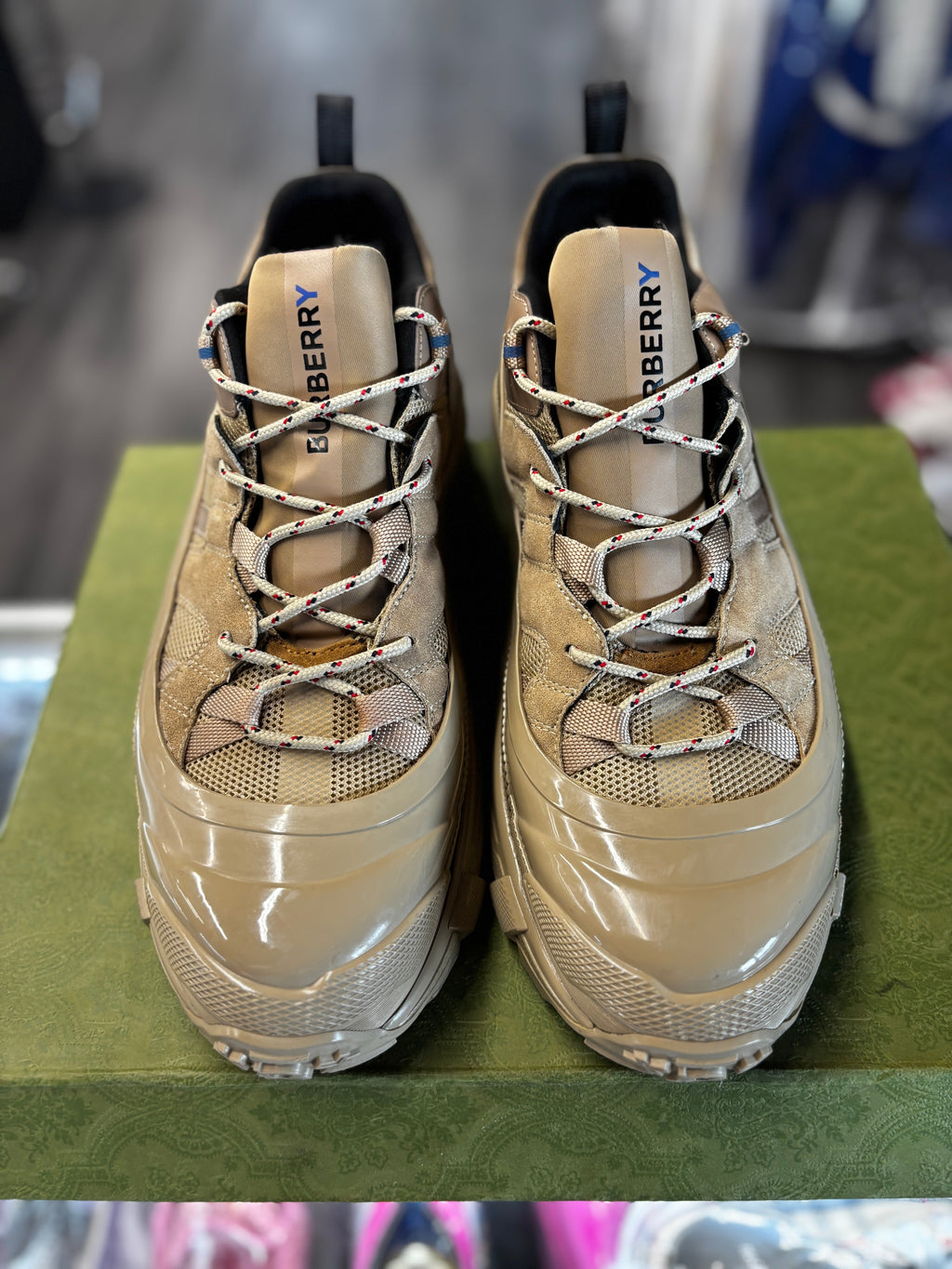 Burberry Arthur Sneaker "Biege"