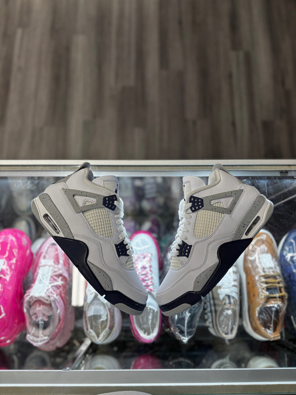 2022 Air Jordan Retro  4 "Midnight Navy"