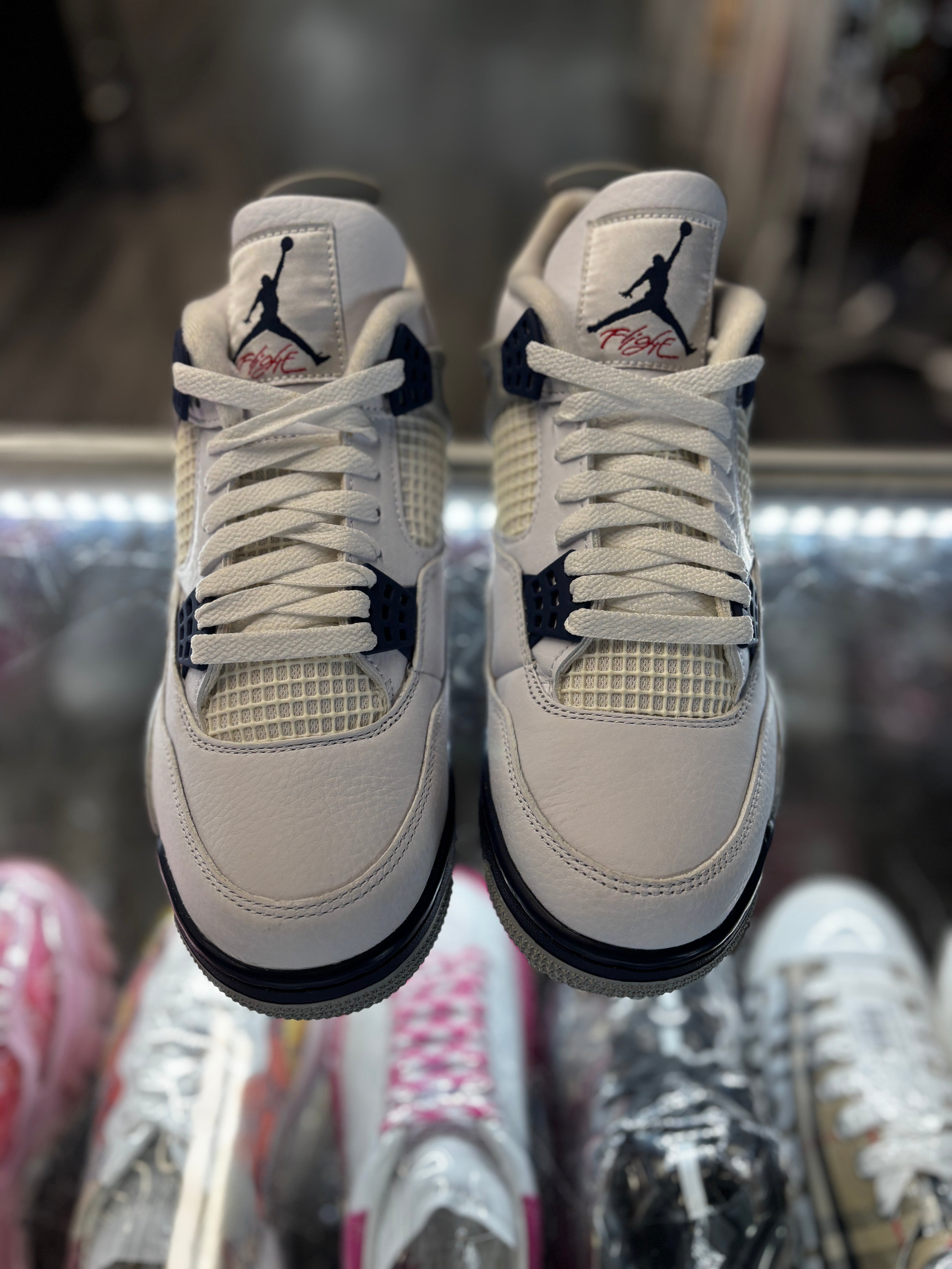2022 Air Jordan Retro  4 "Midnight Navy"