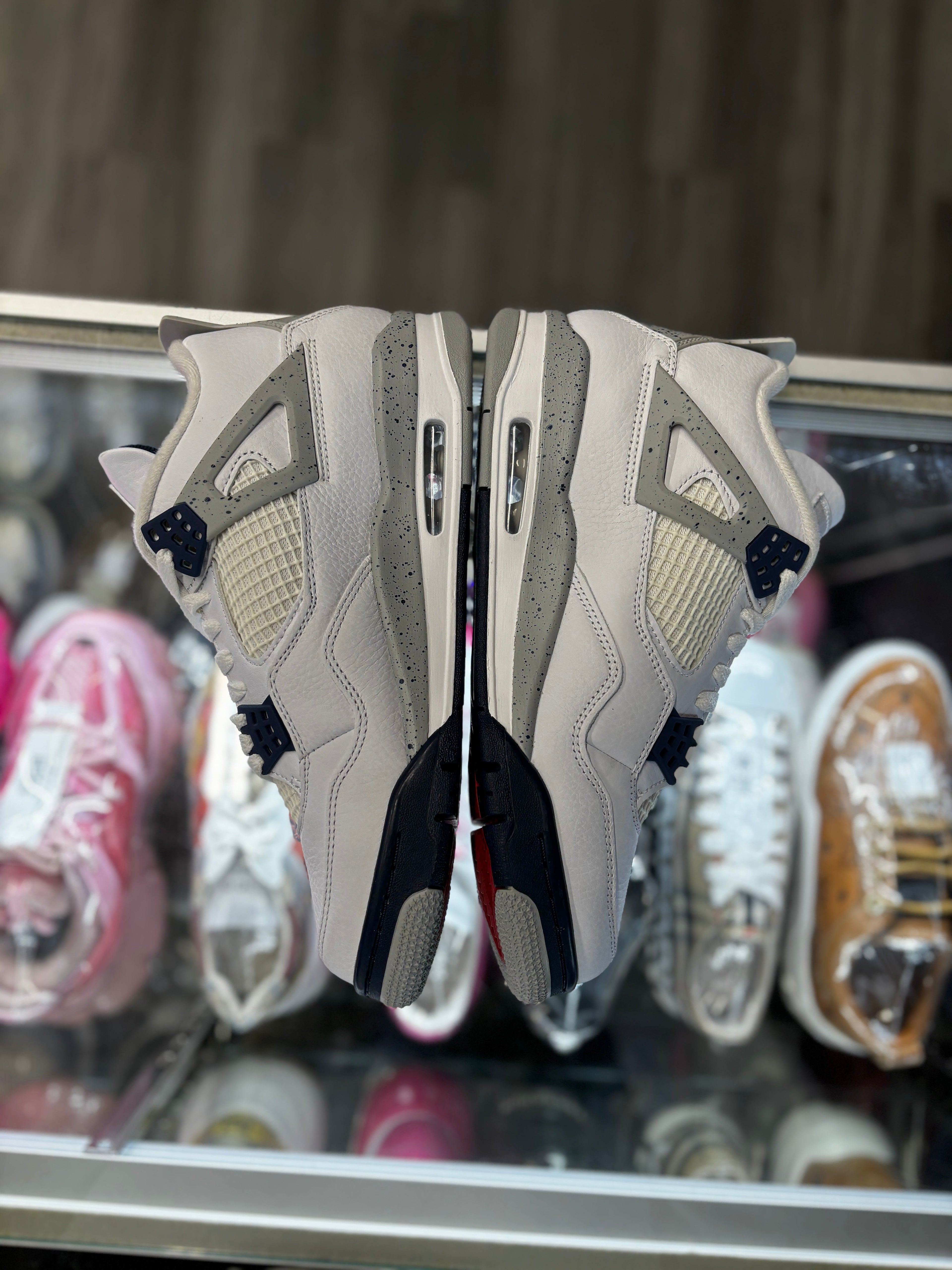 2022 Air Jordan Retro  4 "Midnight Navy"