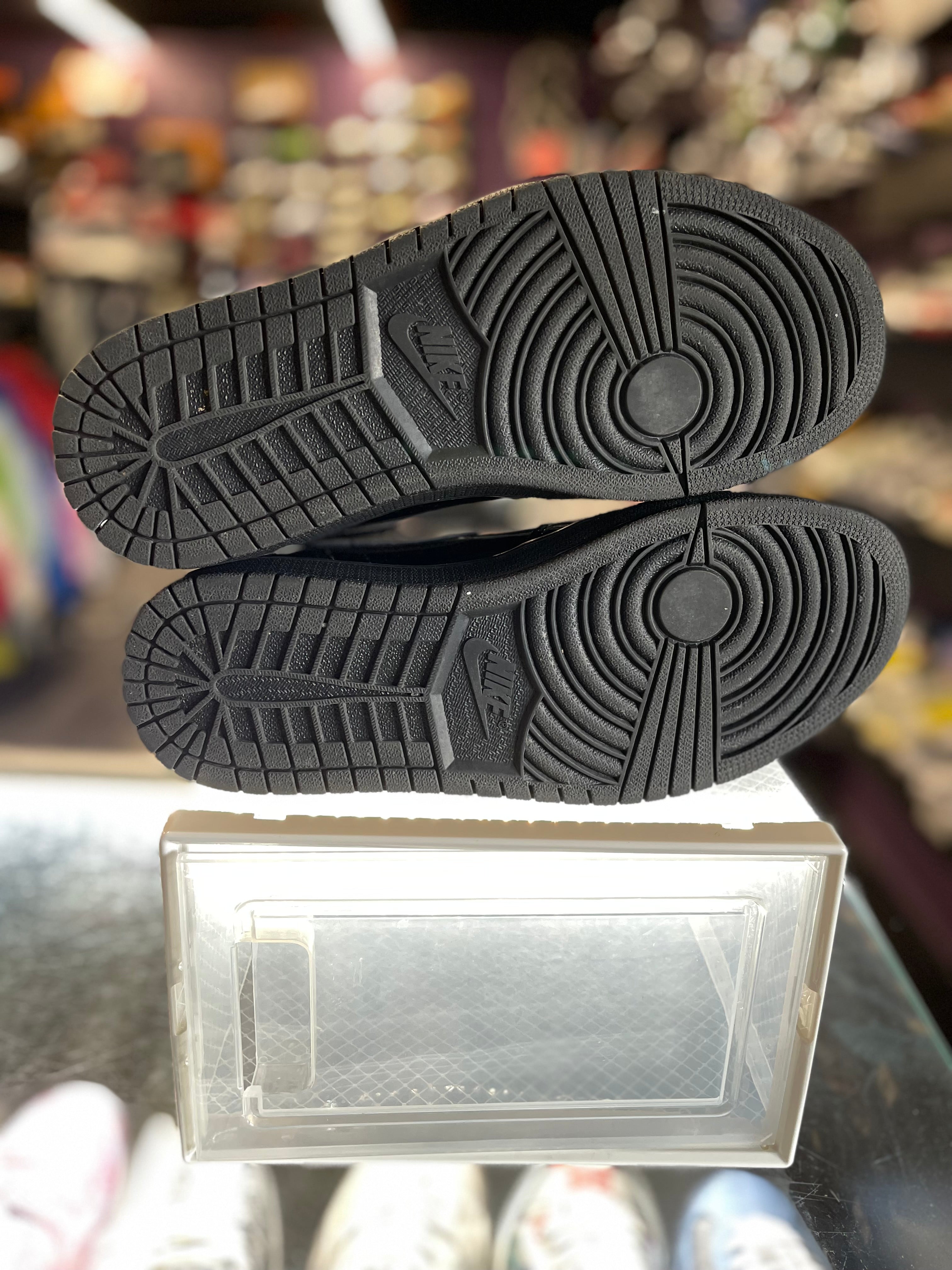 2020 Air Jordan retro 1 "Black Metallic Gold"