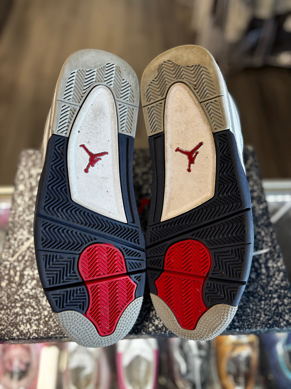 2022 Air Jordan Retro  4 "Midnight Navy"