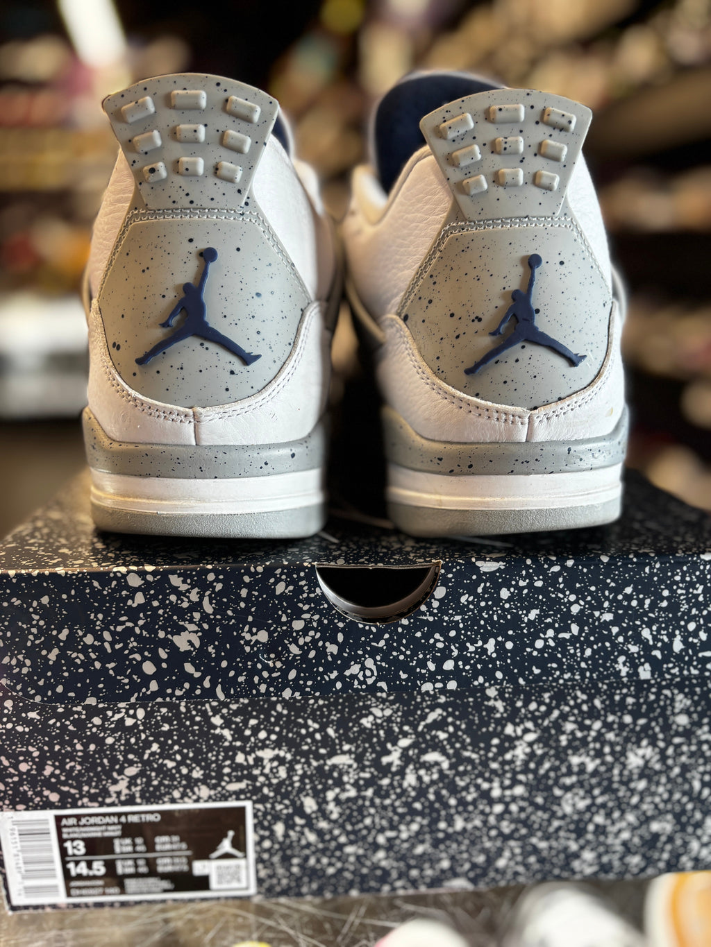 2022 Air Jordan Retro  4 "Midnight Navy"
