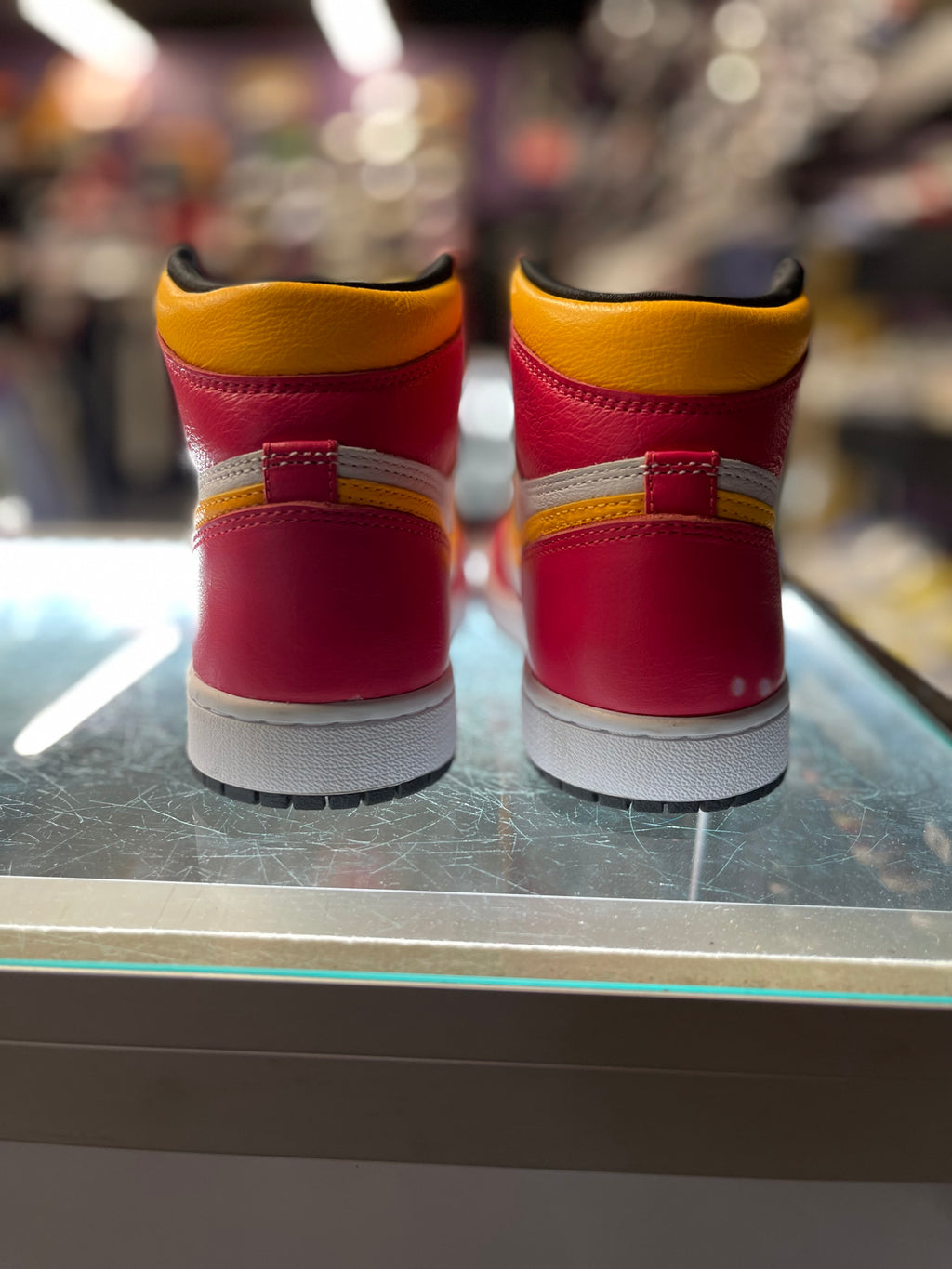 2021 Air Jordan Retro 1 High "Fusion Red"