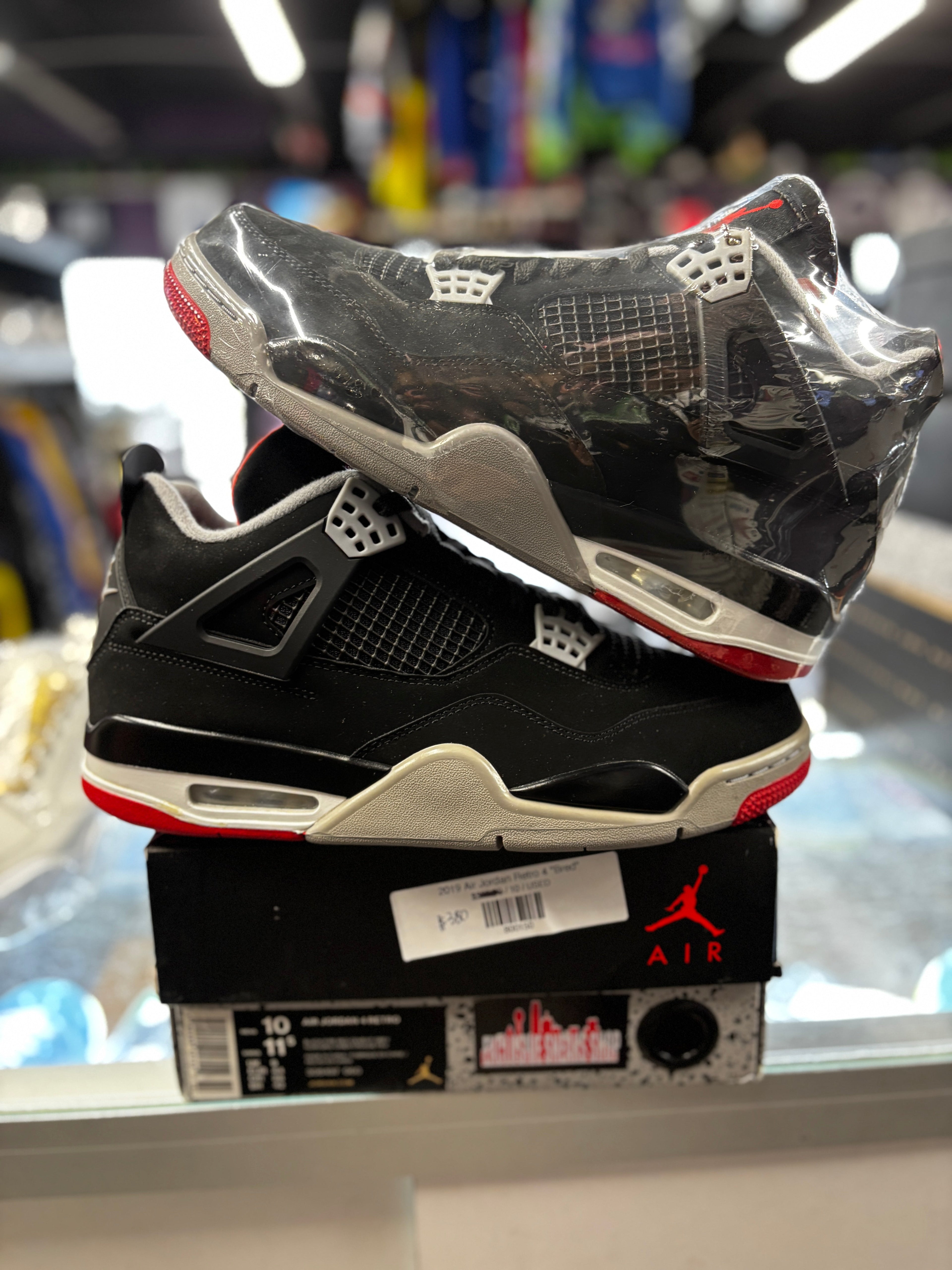 2019 Air Jordan Retro 4 "Bred"