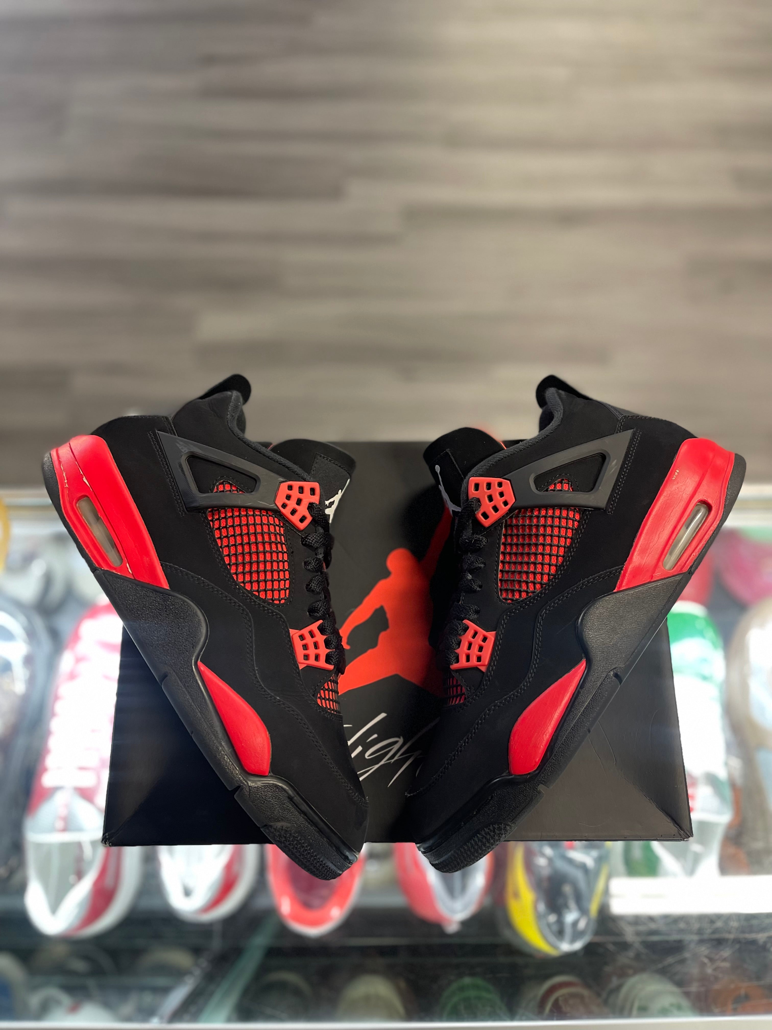 2022 Air Jordan Retro 4 "Red Thunder"