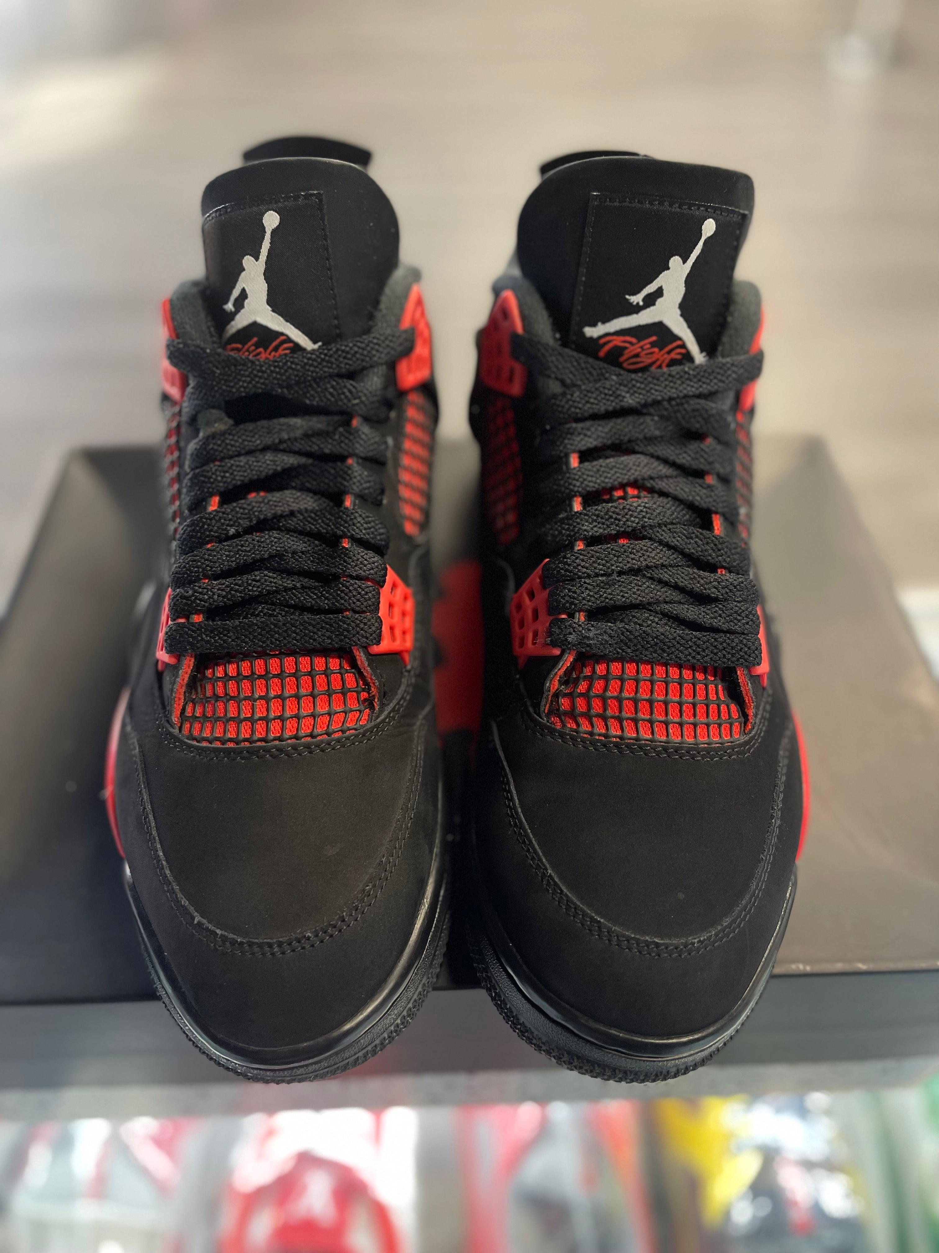 2022 Air Jordan Retro 4 "Red Thunder"
