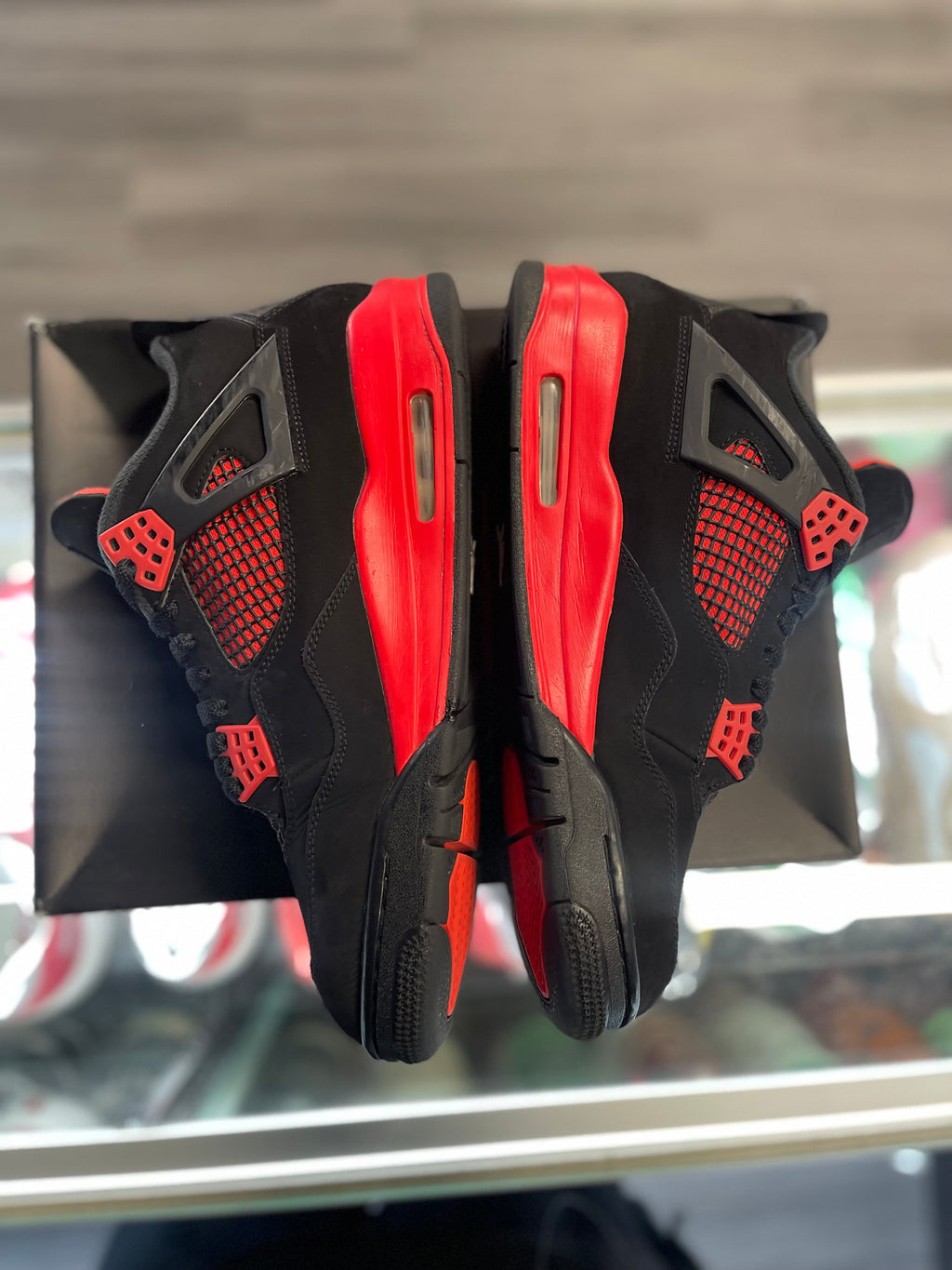 2022 Air Jordan Retro 4 "Red Thunder"