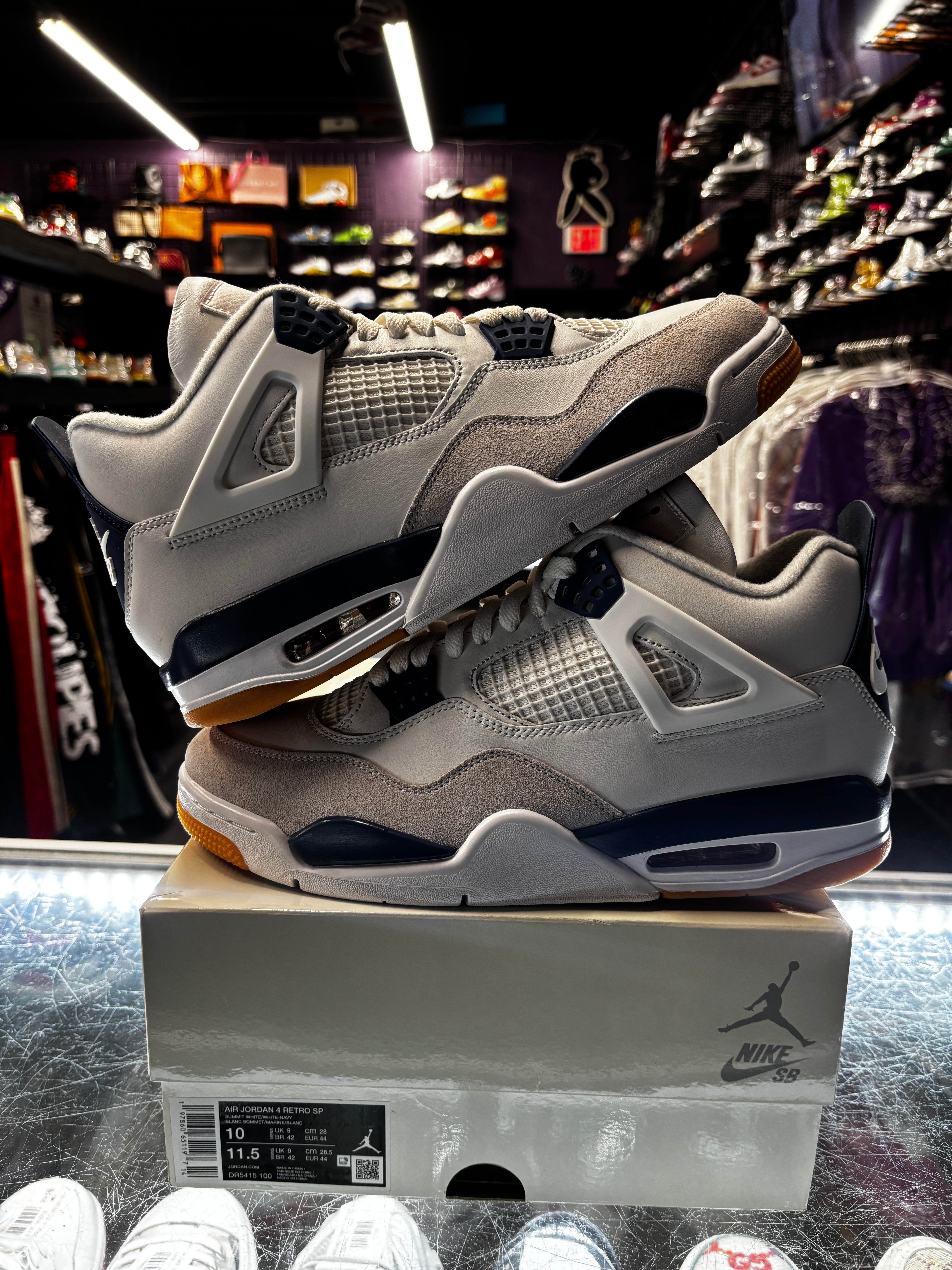 2025 Air Jordan Retro 4 SB "Navy"