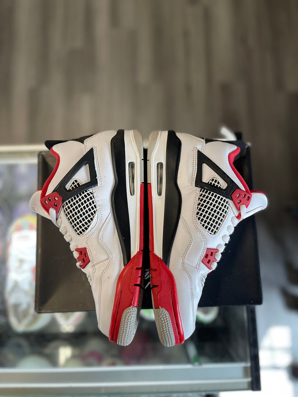 2020 Air Jordan Retro 4 "Fire Red”