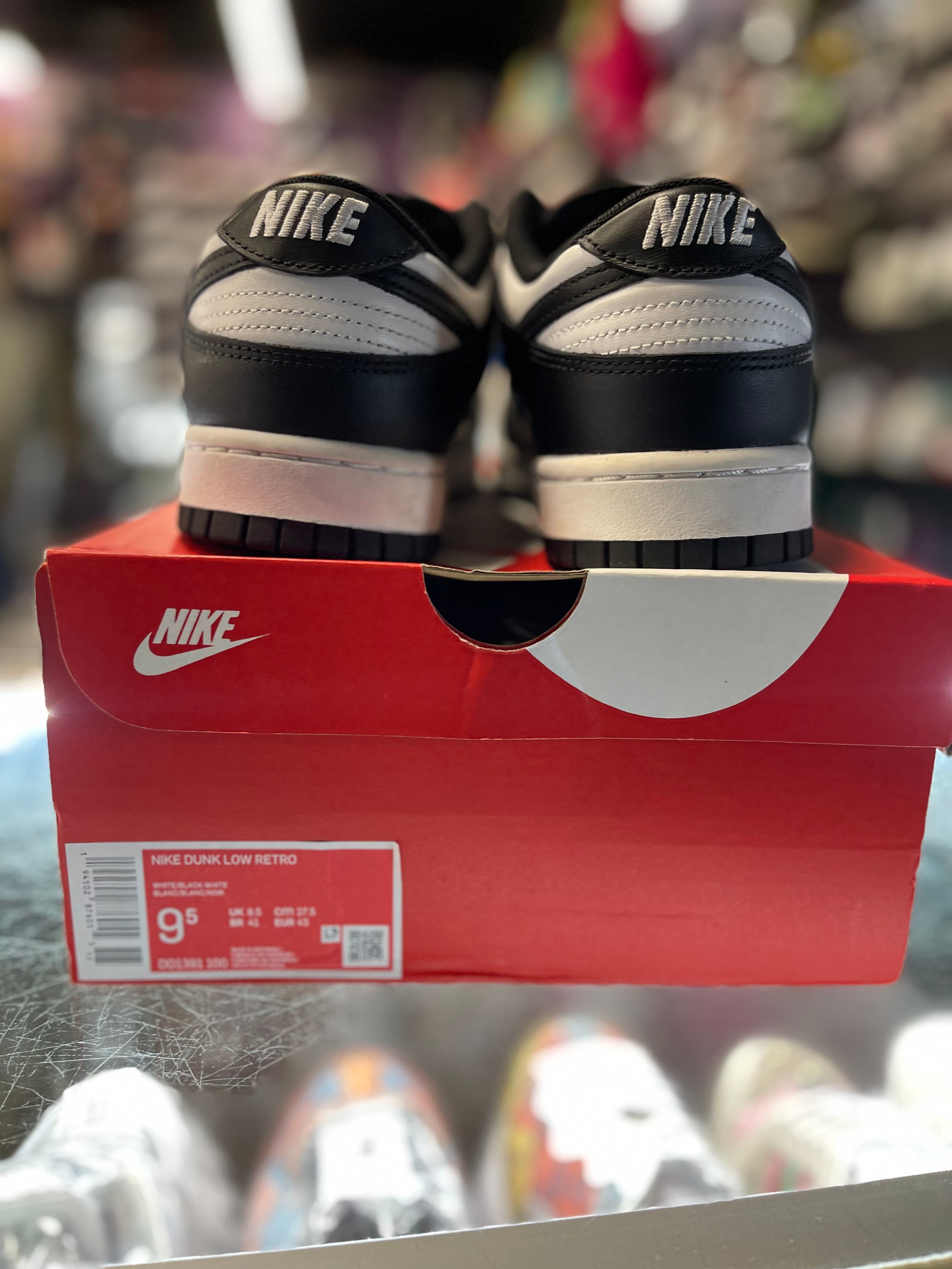 2021 Nike Dunk Low "Panda"