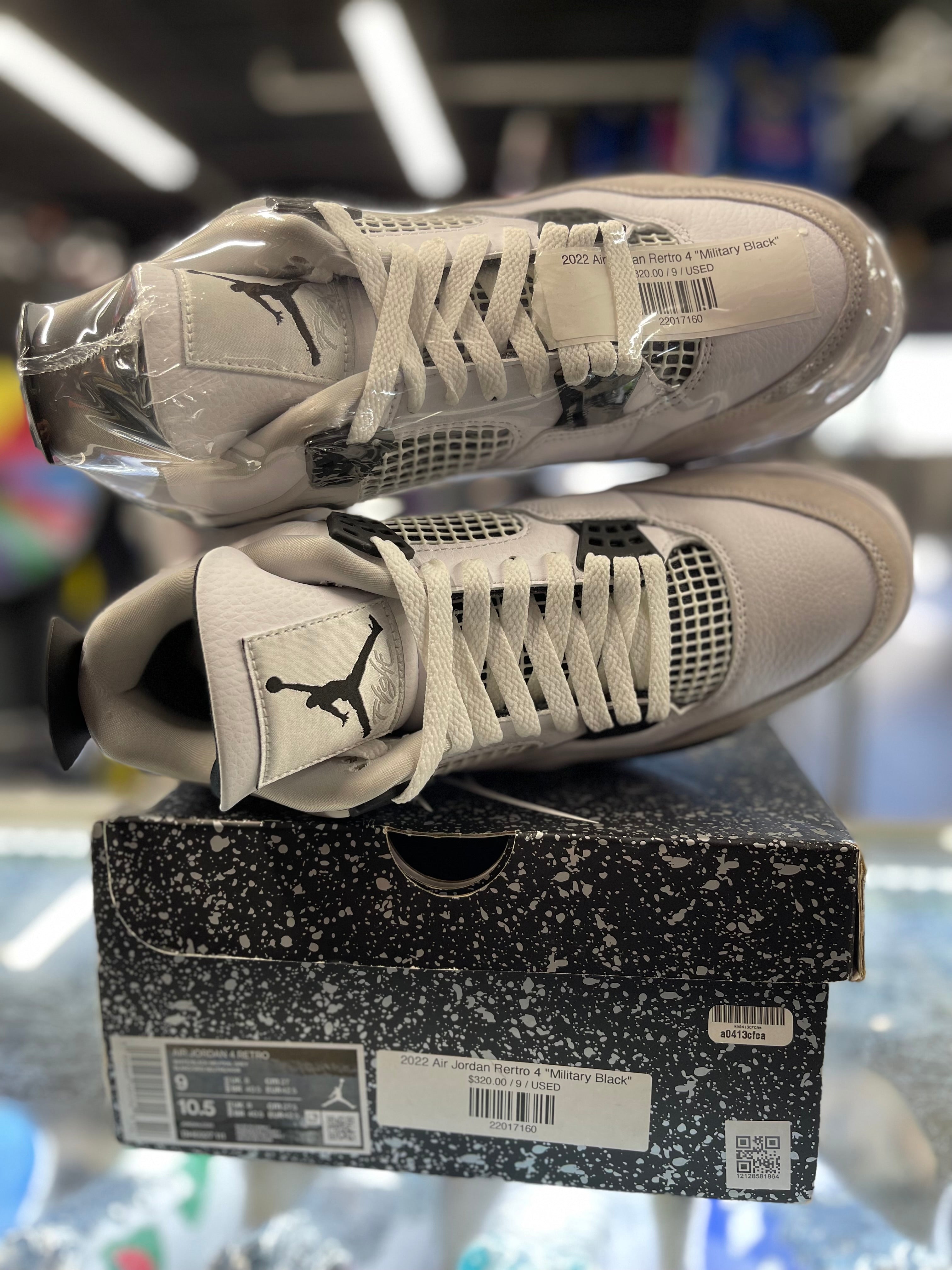 2022 Air Jordan Rertro 4 "Military Black"