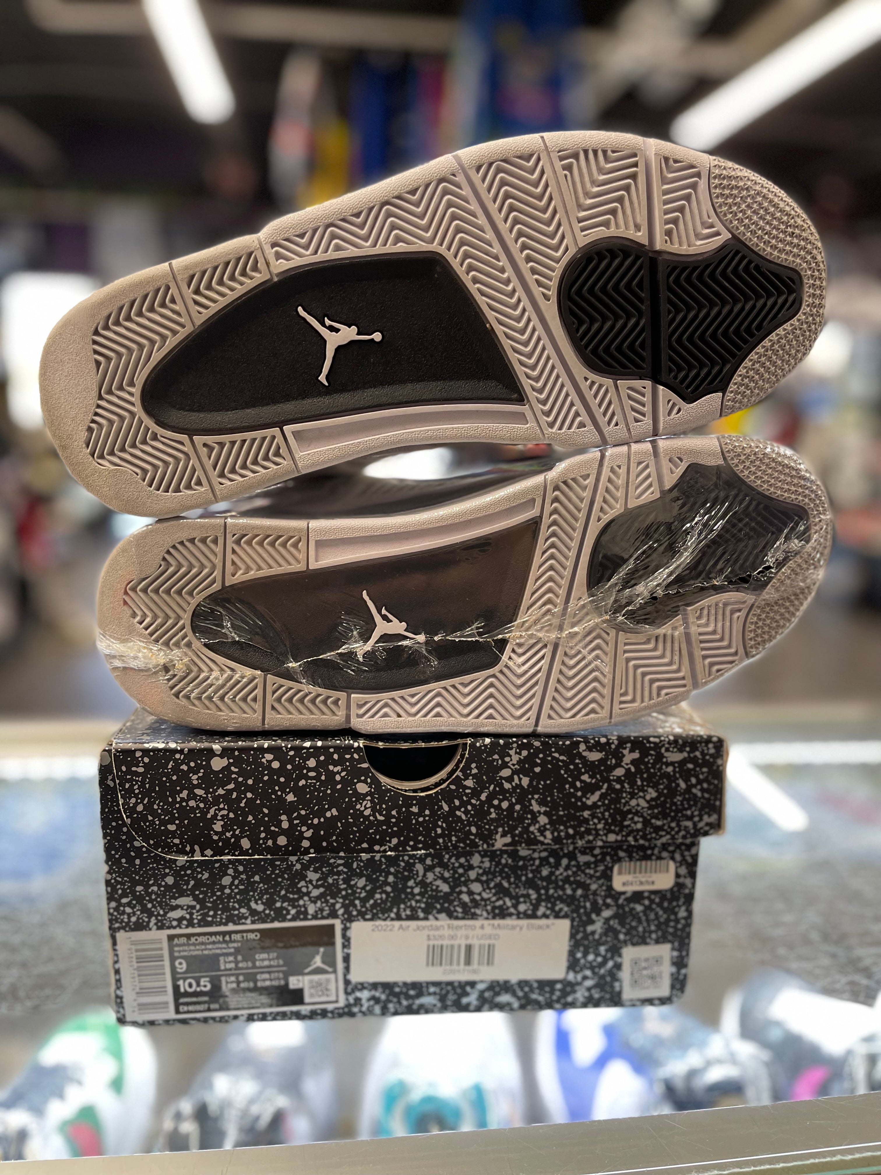 2022 Air Jordan Rertro 4 "Military Black"