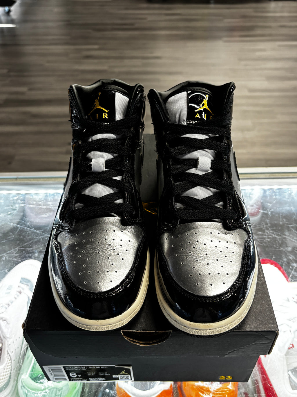 2024 Jordan 1 Mid SE "Black Metallic Silver Sail Metallic Gold"