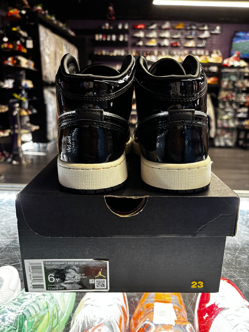 2024 Jordan 1 Mid SE "Black Metallic Silver Sail Metallic Gold"