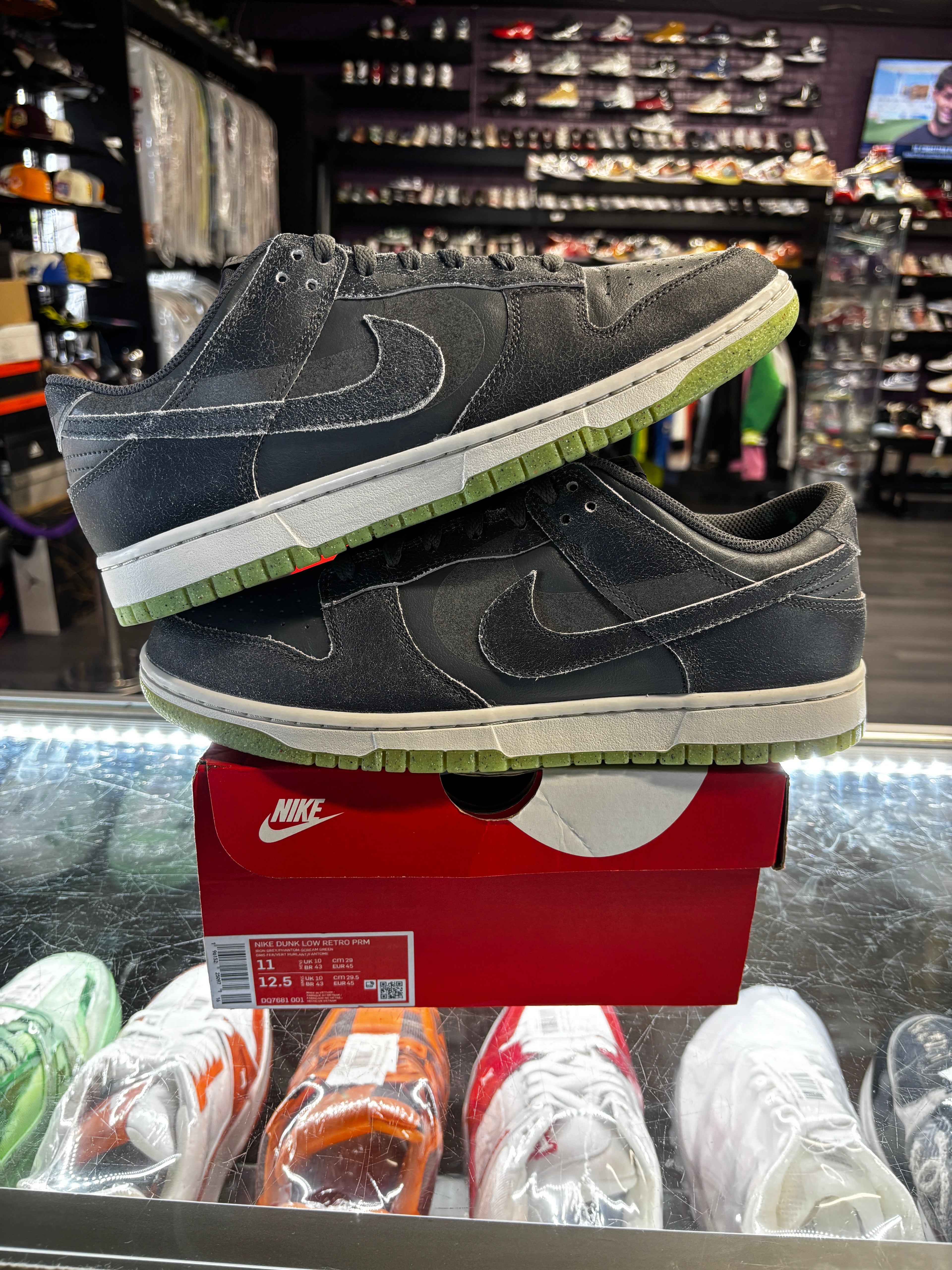 2022 Nike Dunk Low SE "Halloween Caludron"
